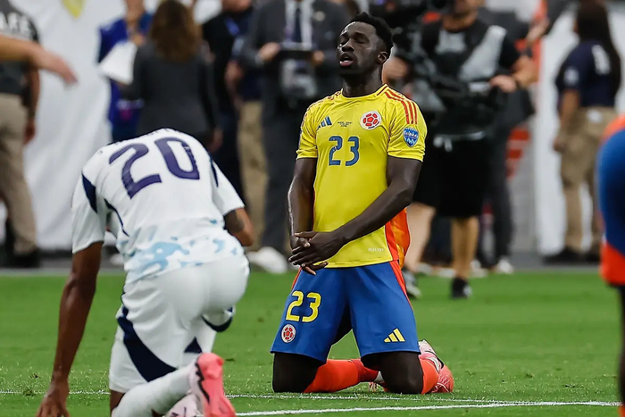 法国轮换阵容3-1大胜哥伦比亚展现足坛统治力