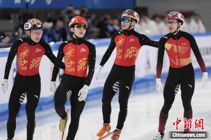 短道速滑男子500米决赛：孙龙再夺金，林孝埈居