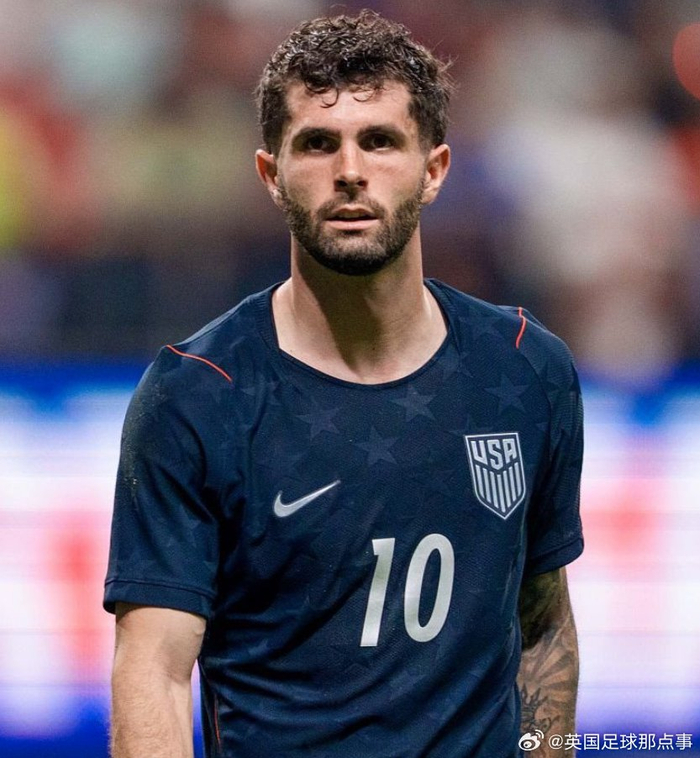 耐克新款国家队球衣肩点凸起引争议 设计缺陷遭