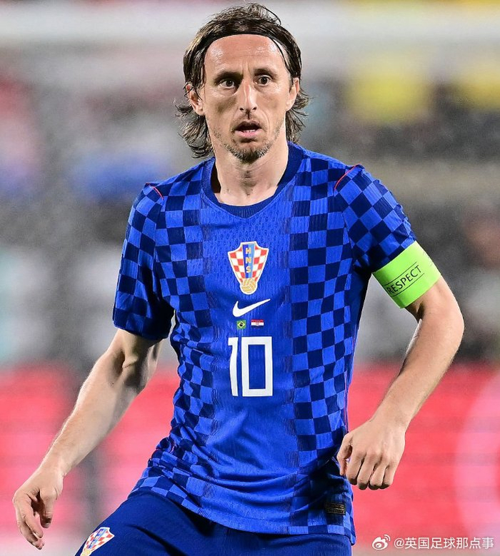 耐克新款国家队球衣肩点凸起引争议 设计缺陷遭