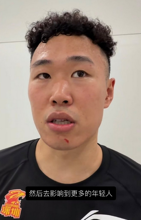 贺希宁砍30分率队创队史15连胜纪录，坦言愿以篮