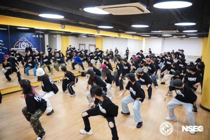 青少年体育培训师街舞文化项目启动 培育人才推