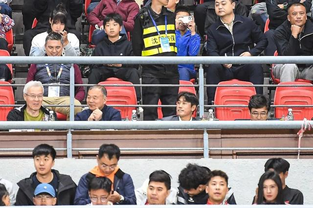 成都蓉城绝杀辽宁铁人 换帅首战难阻五连败